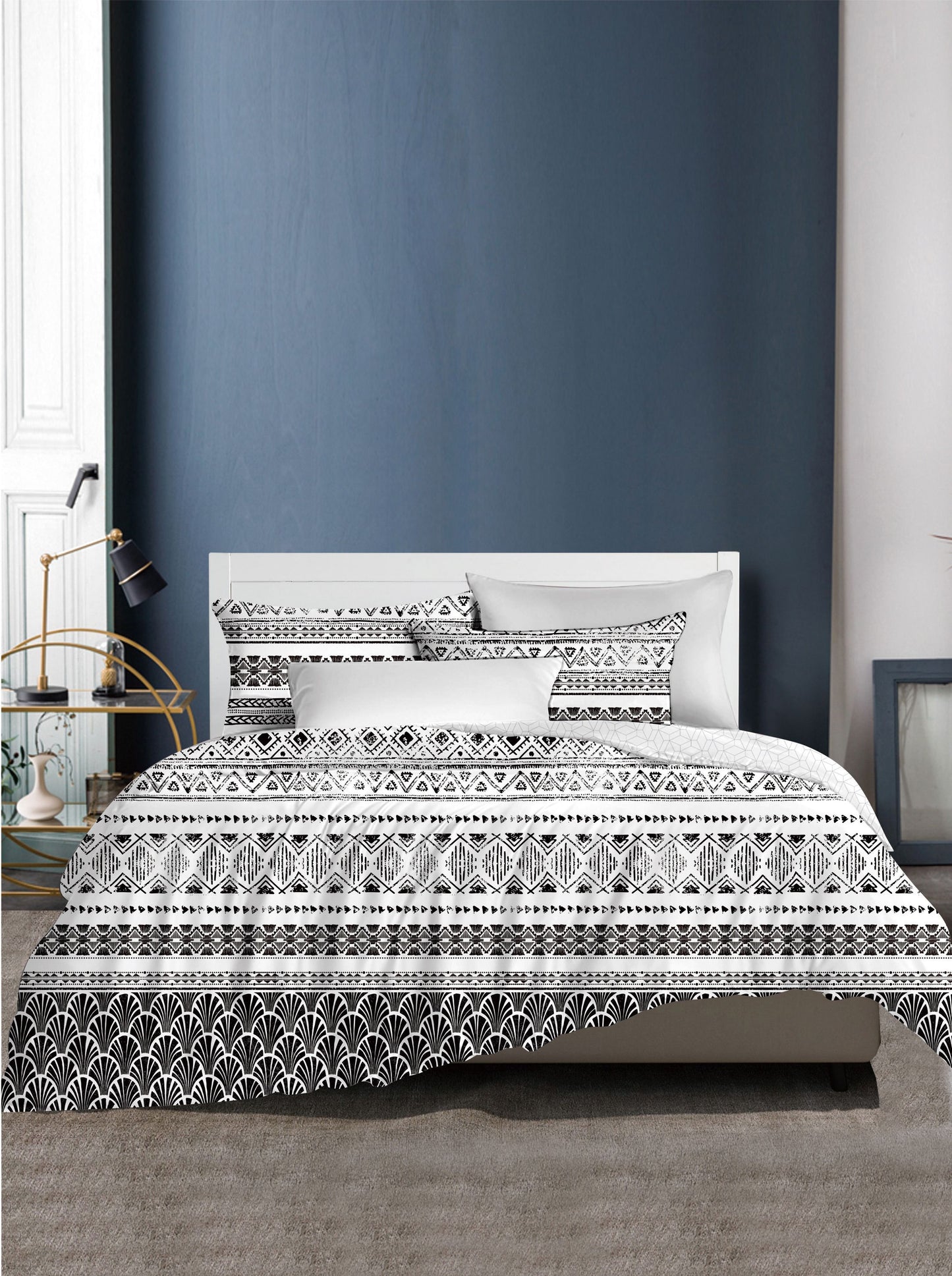 100% Jacquard Micro White Duvet Cover Set