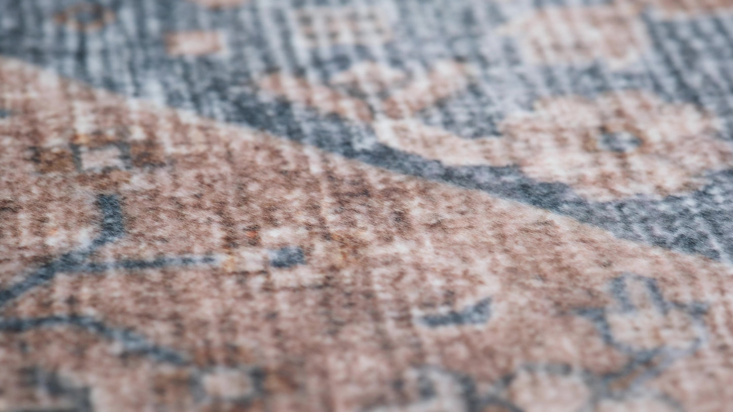 Tapis traditionnel marron vieilli Aruba