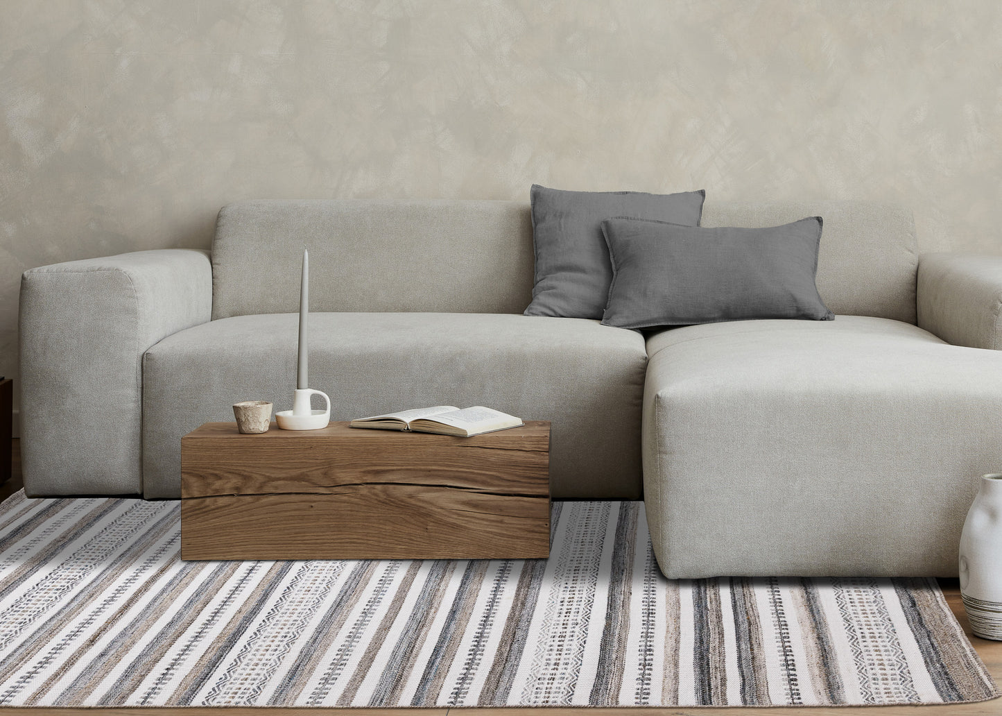 Tribal Southwestern White Area Rug