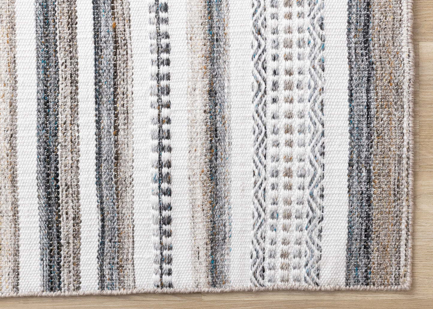 Tribal Southwestern White Area Rug
