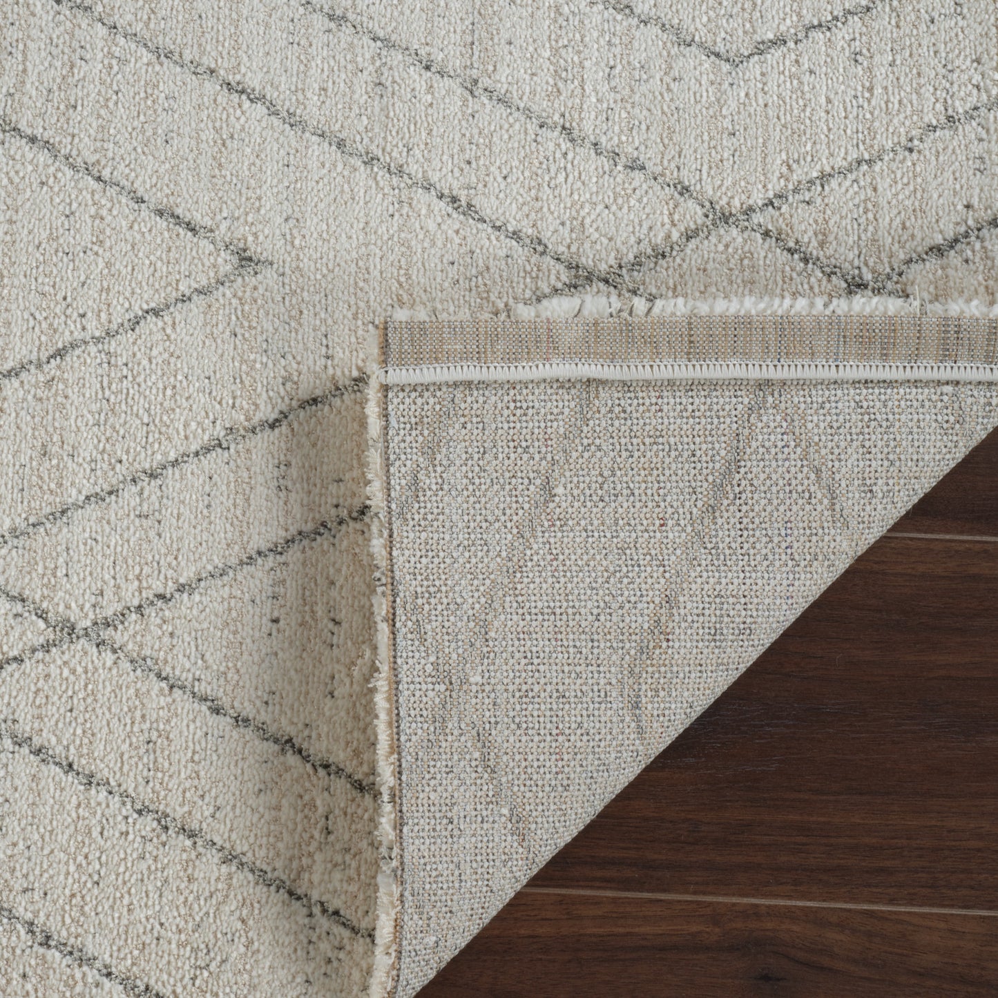 Eirene Geometric Contemporary Beige and Grey Indoor Rug