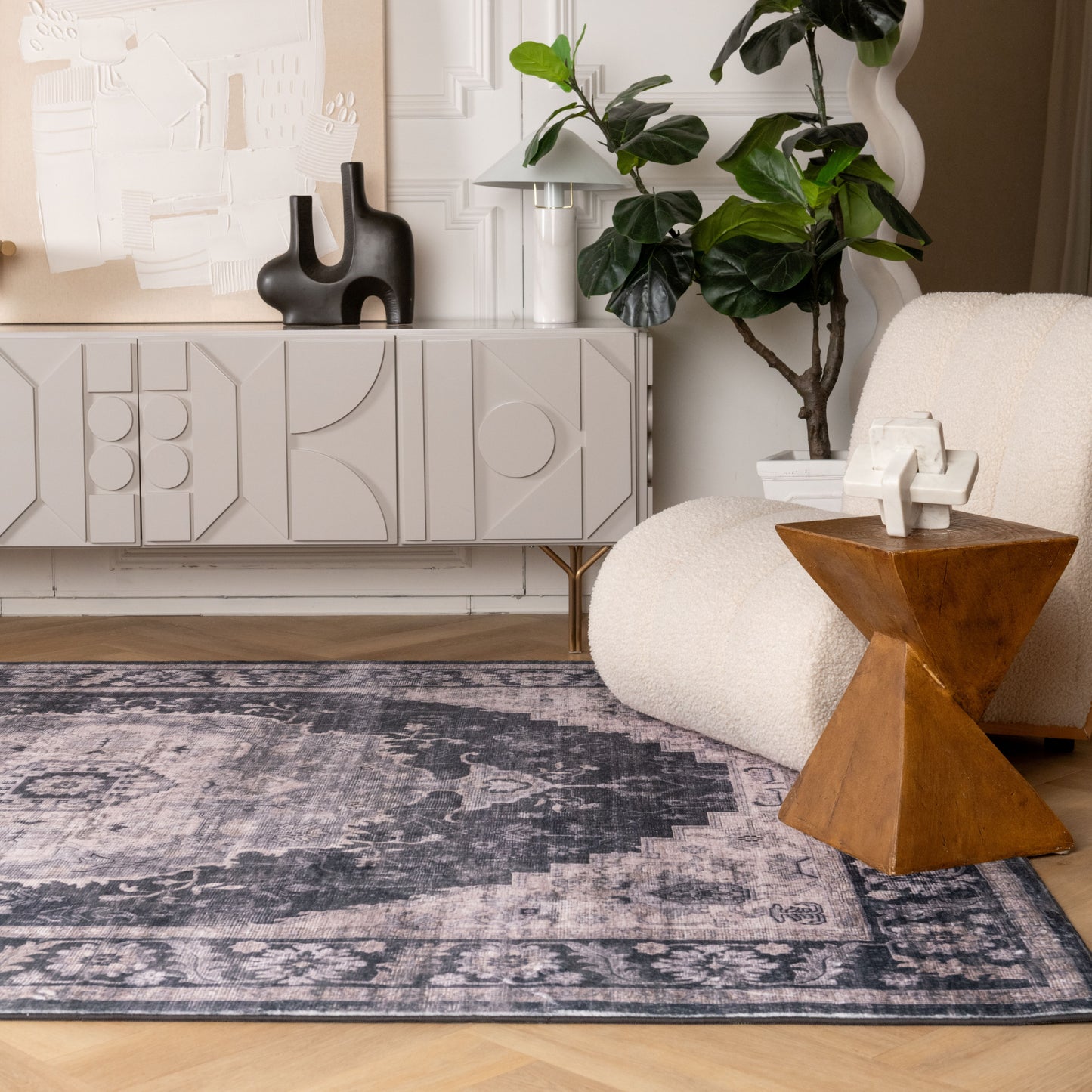 Tapis noir vieilli traditionnel Aruba