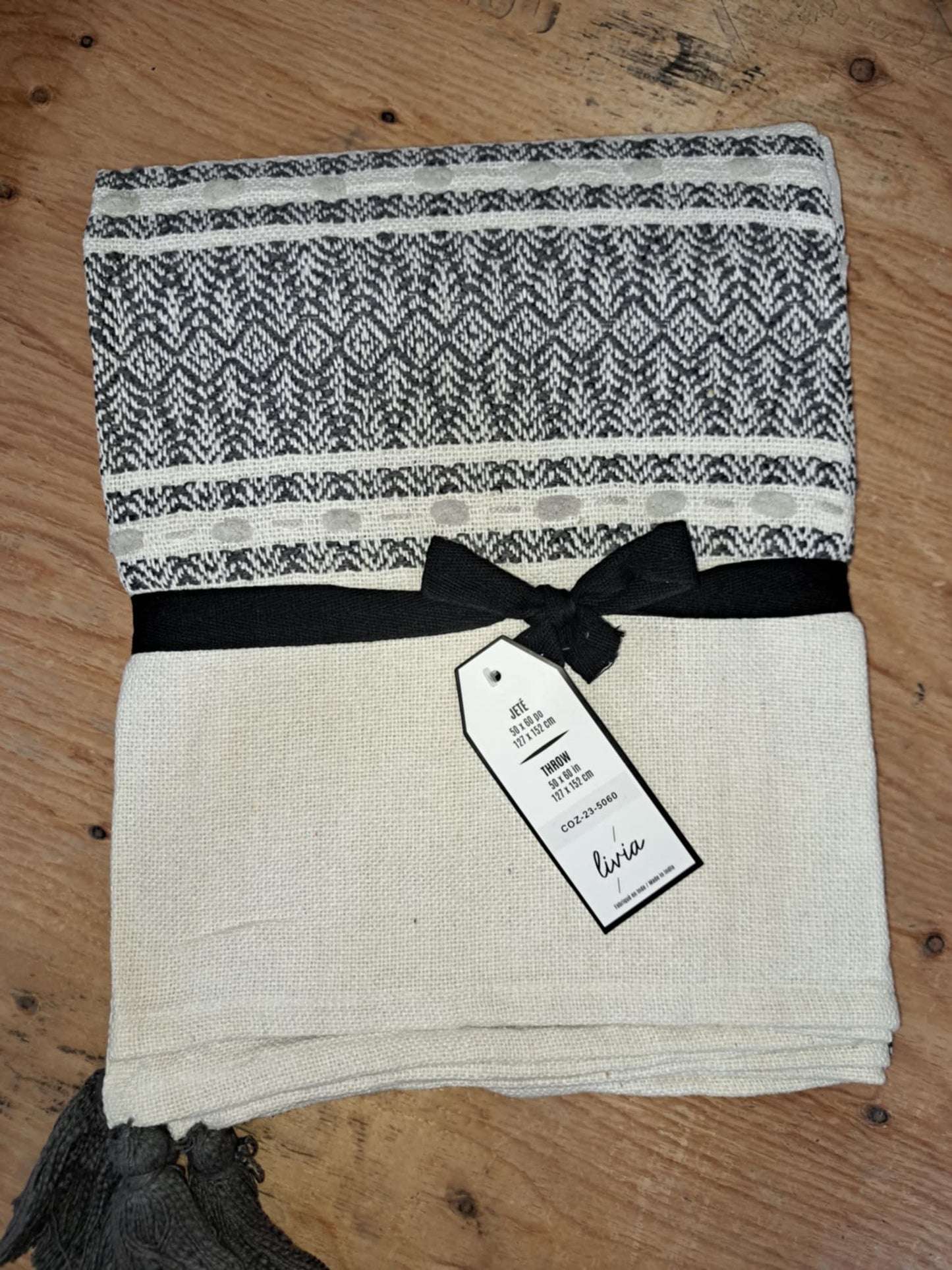 Decorative Throw Ivory and Grey