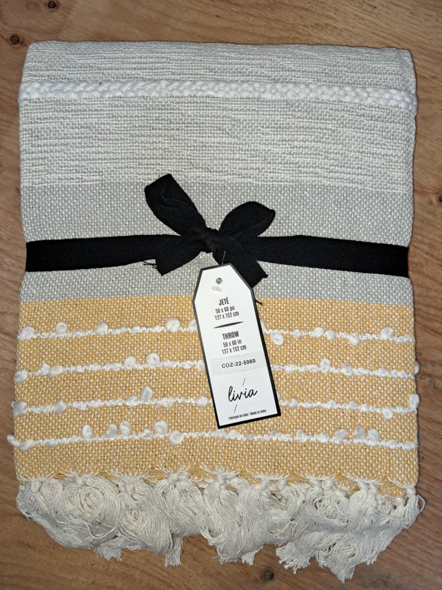 Decorative Throw Grey and yellow