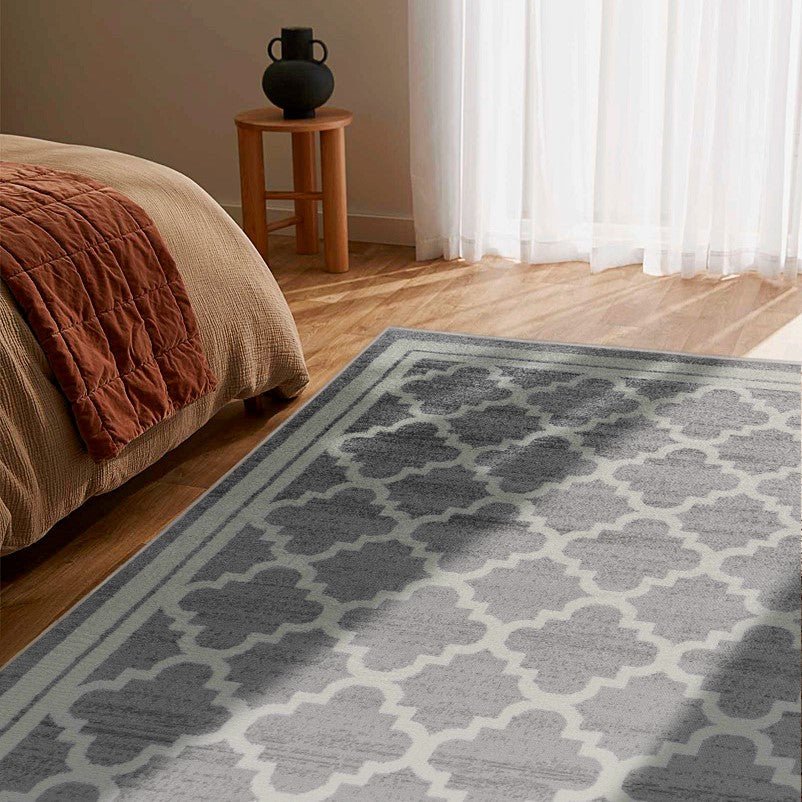 Kaya Trellis Traditional Grey Indoor Rug