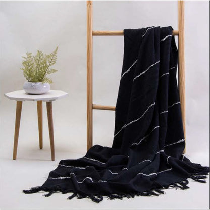 Decorative Throw Black & White
