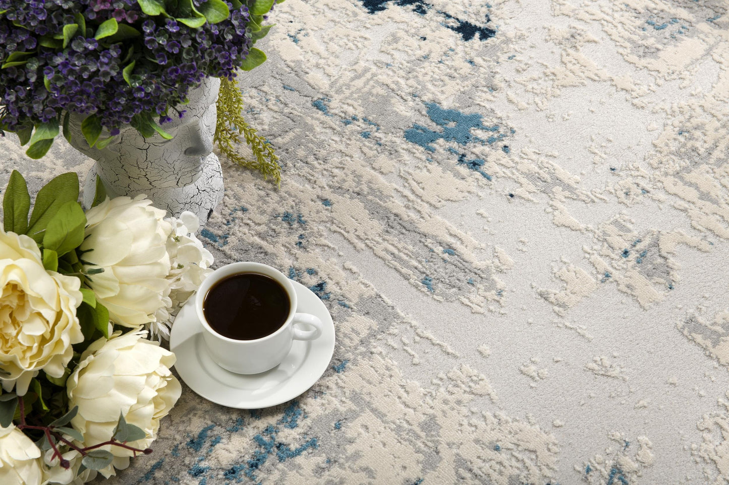 Amara Abstract Contemporary Blue and Cream Indoor Rug