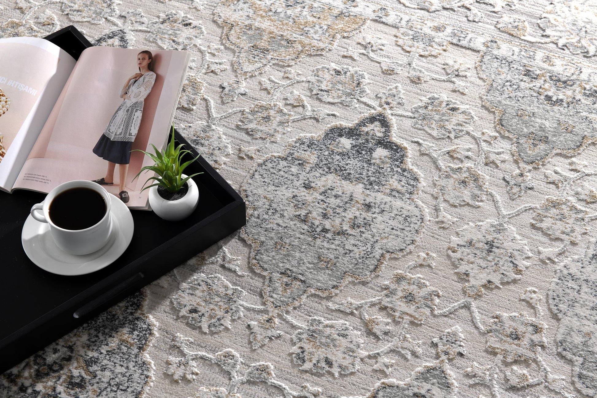 Marvella Damask Transitional Grey and Cream Indoor Rug-5