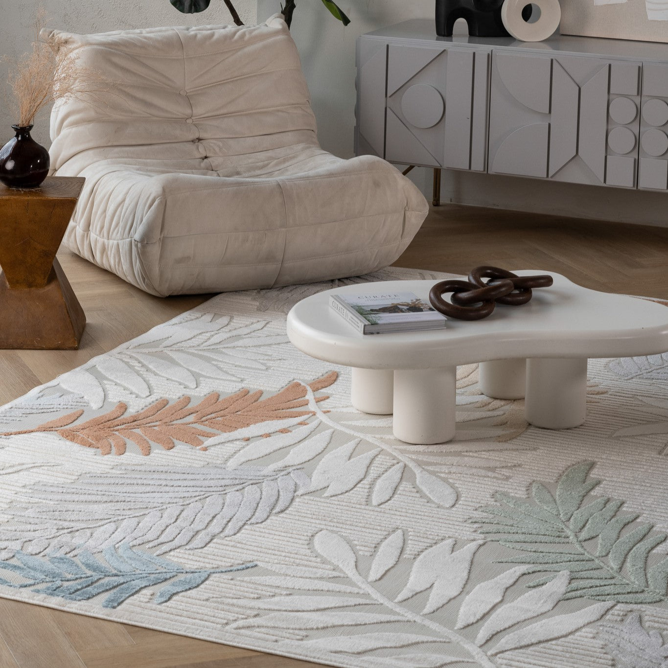 Zaria Botanical Contemporary Cream and Beige Indoor Rug