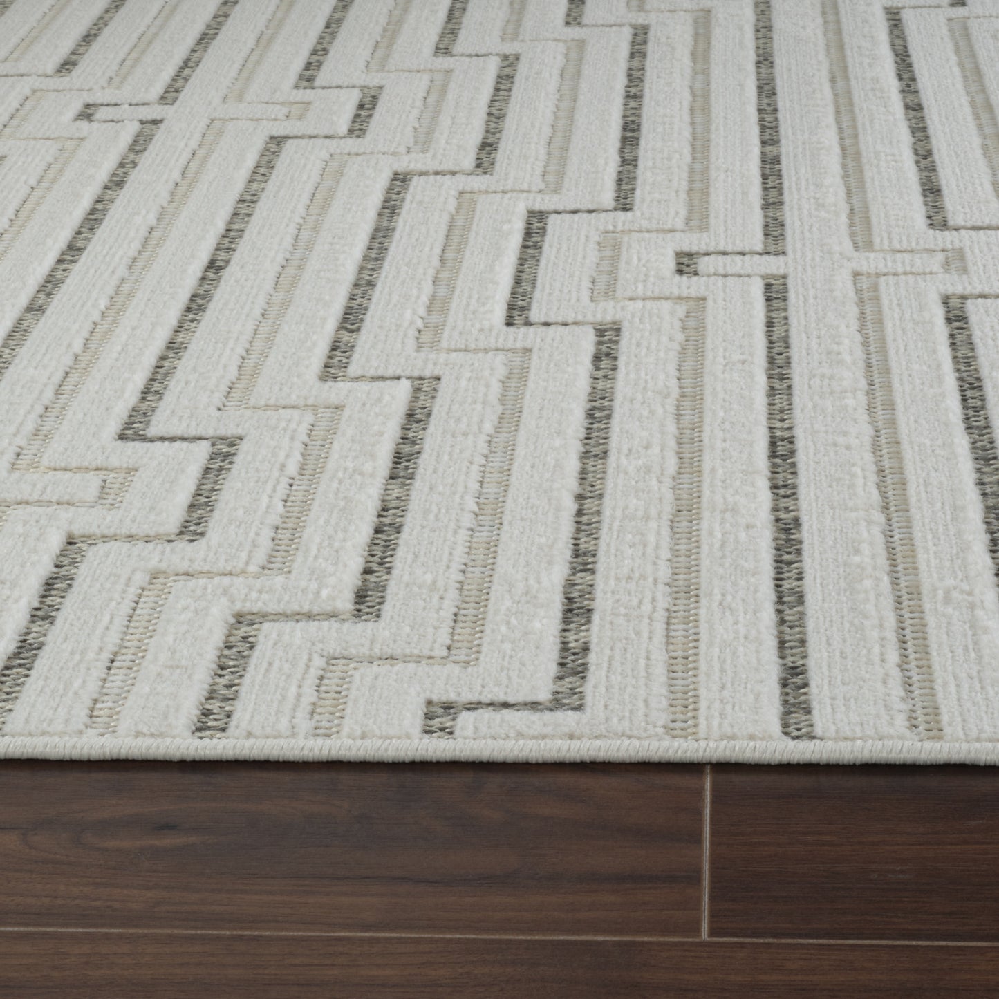 Sajari Geometric Contemporary Cream and Beige Indoor Rug