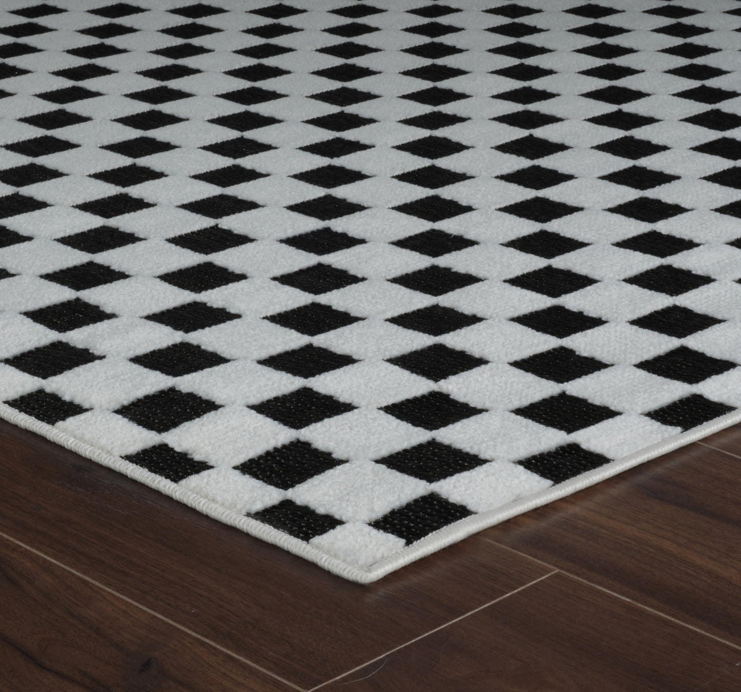 Misbah Checkered Contemporary Black and White Indoor Rug