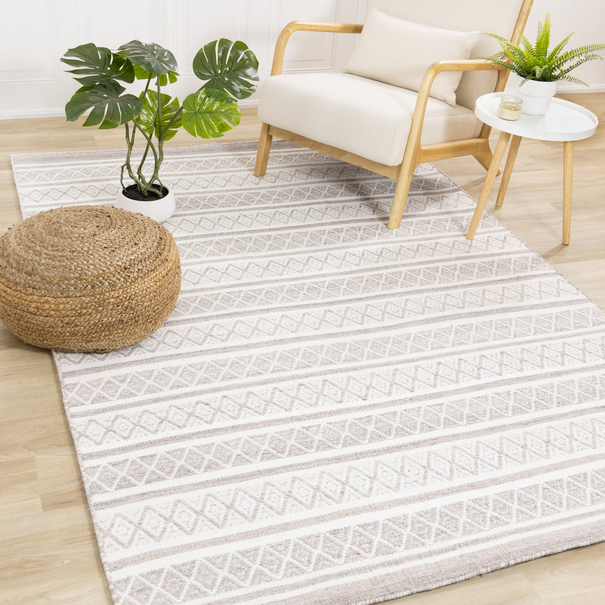 Tapis géométrique contemporain crème