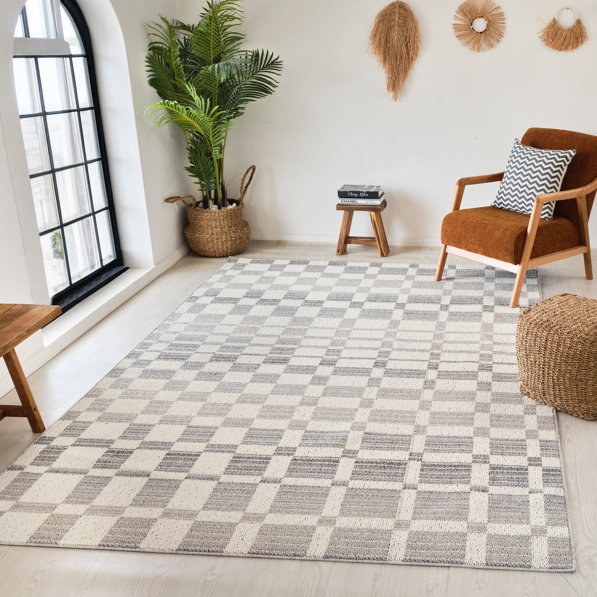 Kashi Geometric Contemporary Grey and Beige Indoor Rug
