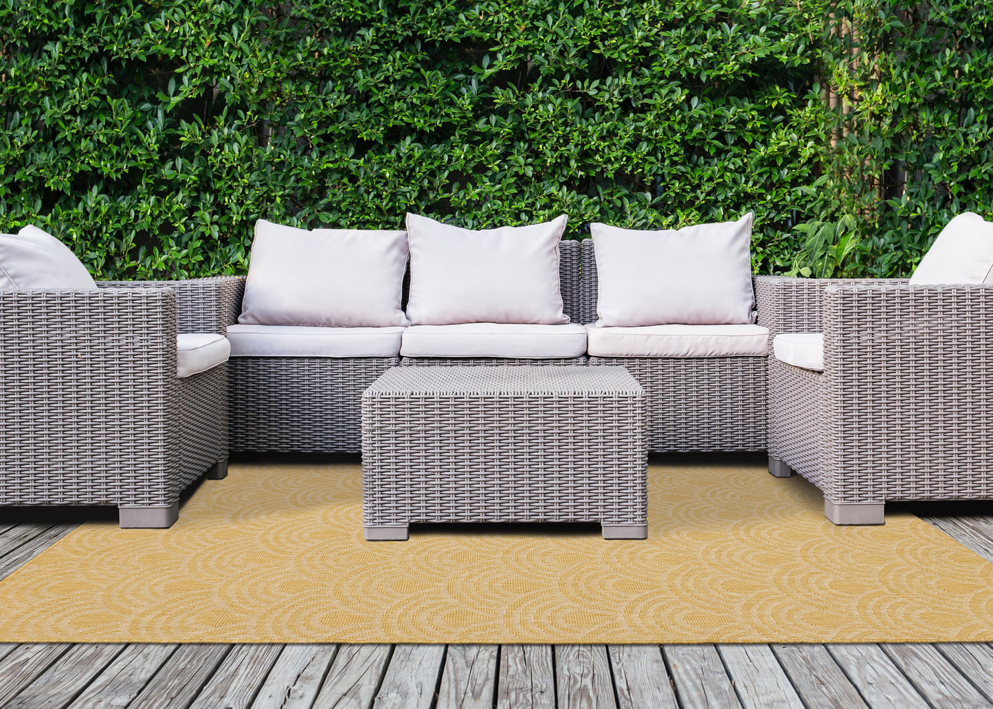 Outdoor Geometric Yellow Area Rug-3