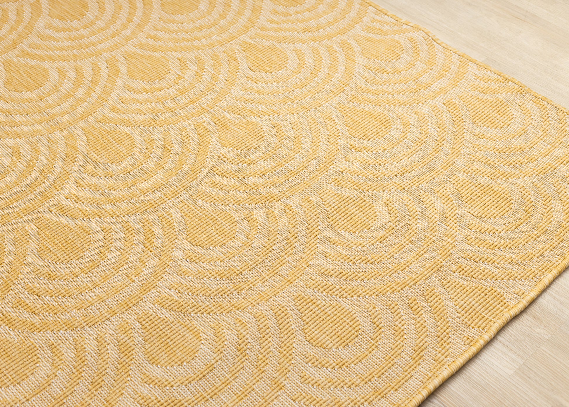 Outdoor Geometric Yellow Area Rug-4