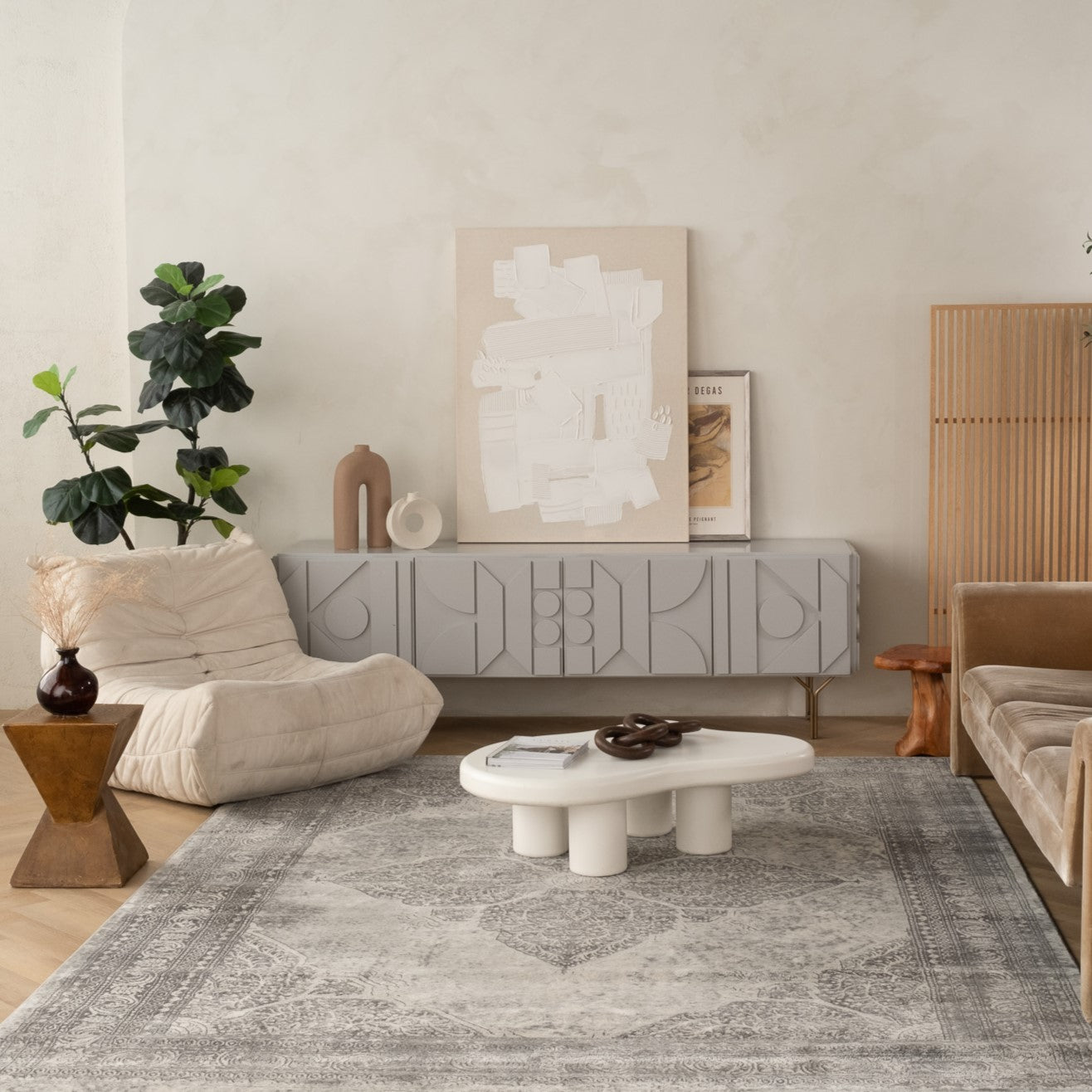 Soraya Medallion Floral Grey Indoor Rug