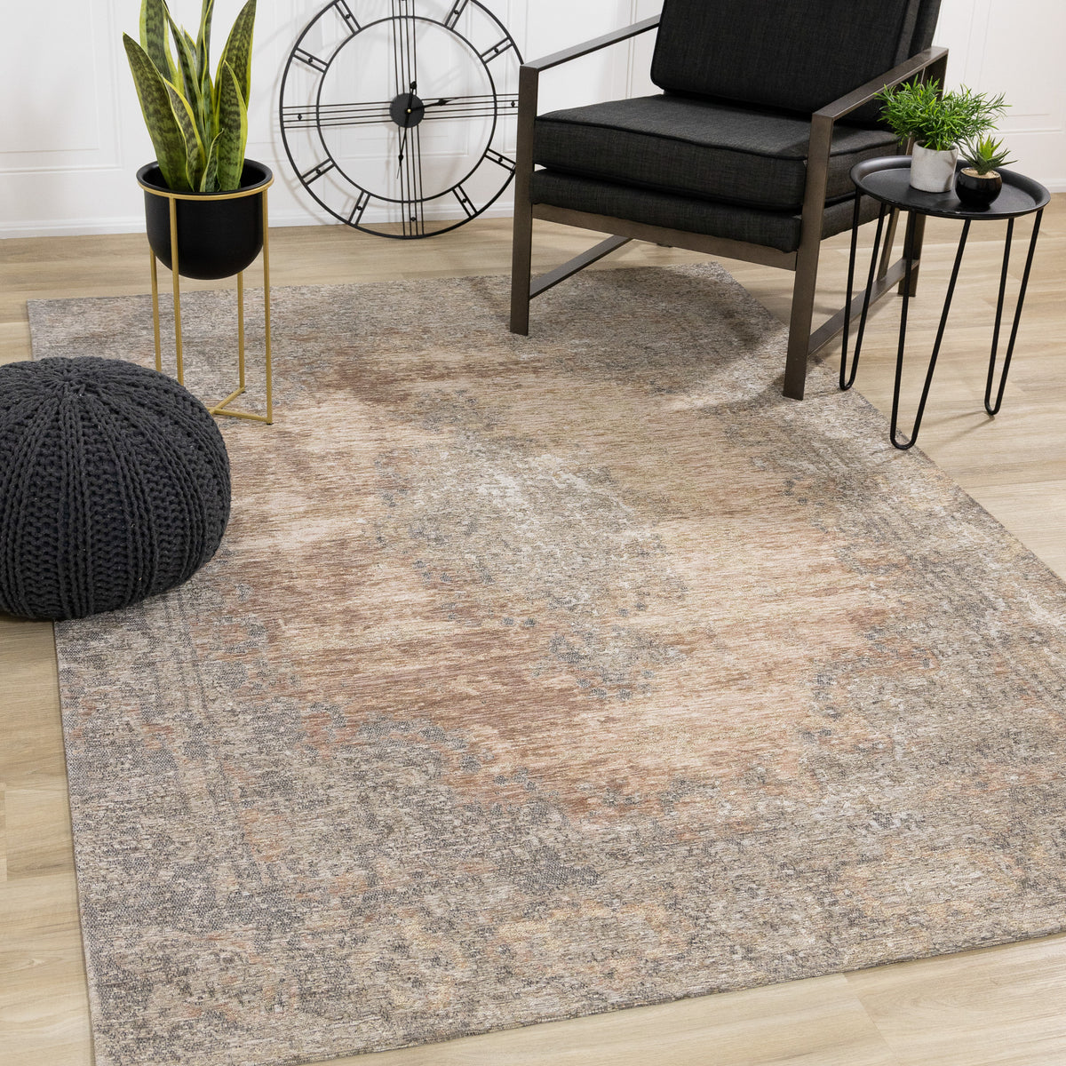 Tapis classique traditionnel à bordure grise