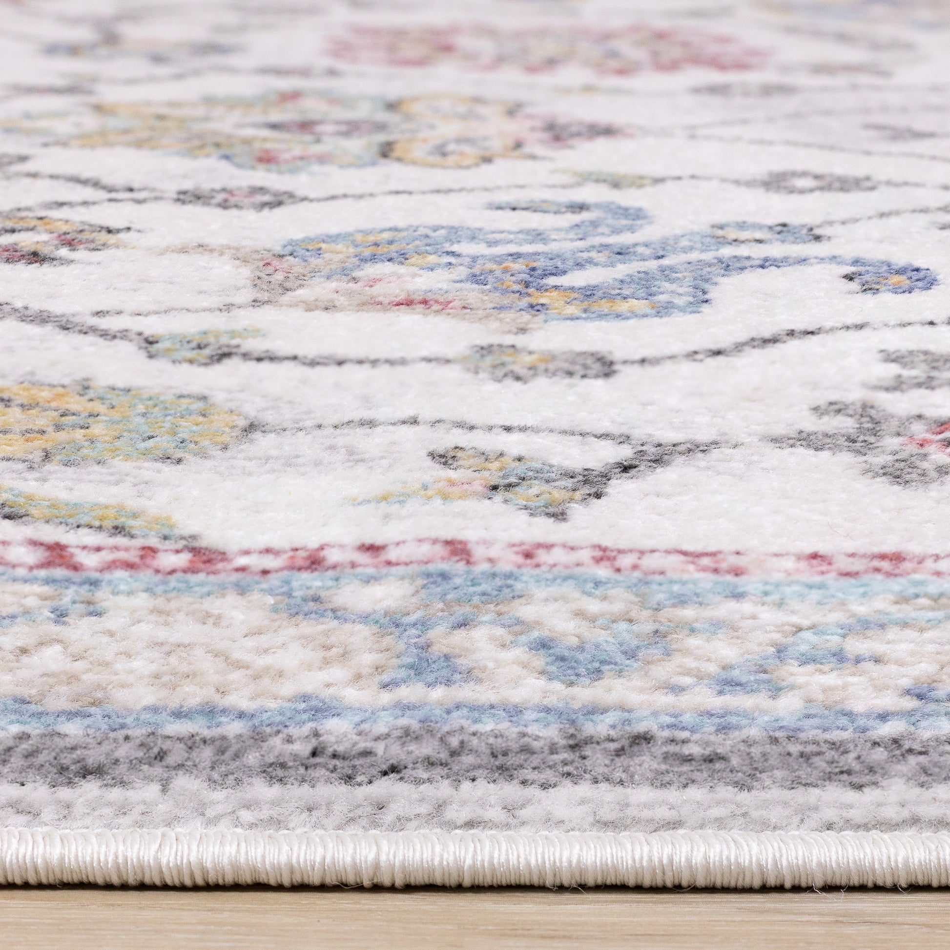 Classic Traditional Classic Cream Area Rug-9