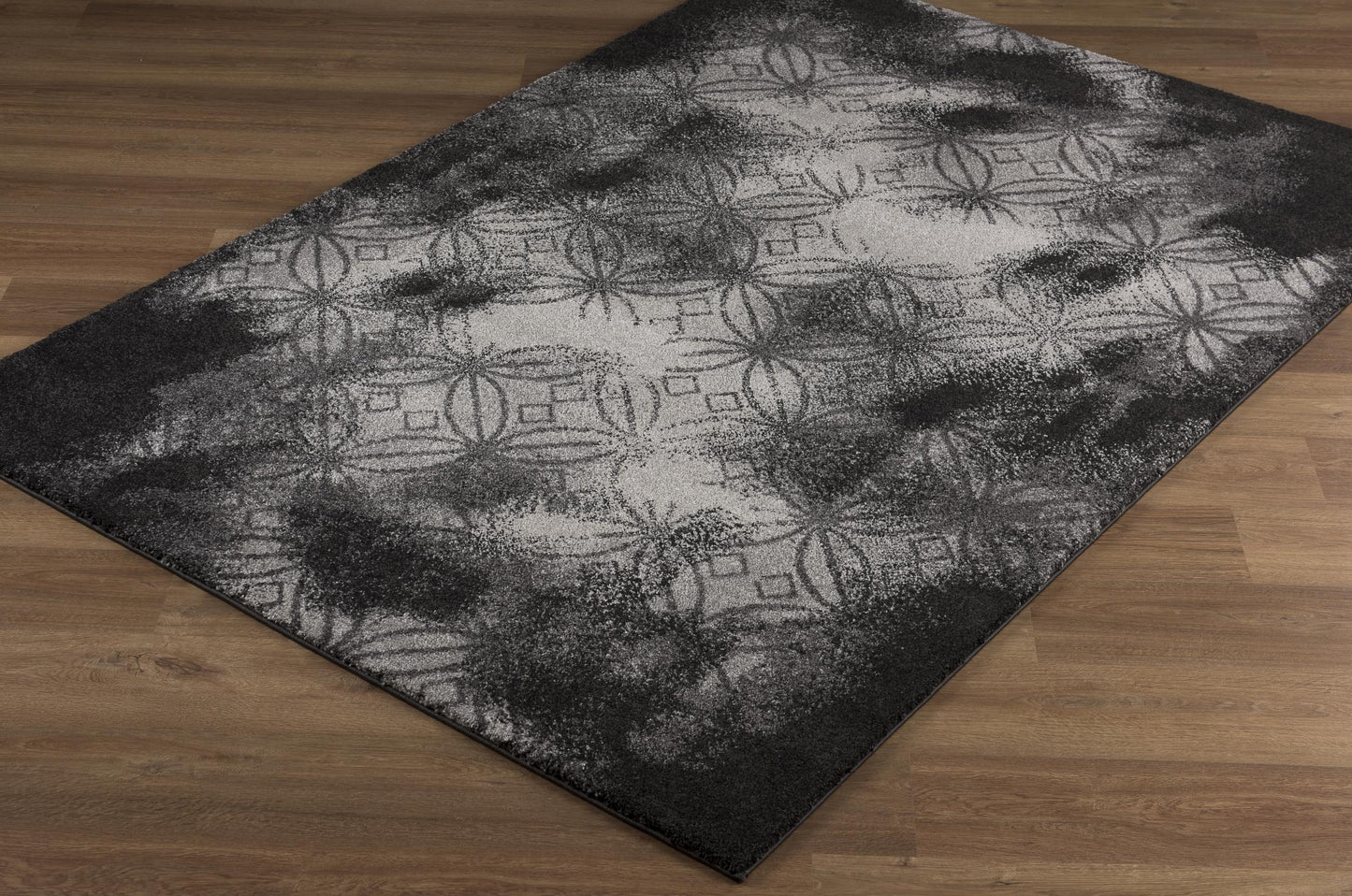 Layla Distressed Lattice Traditional Black and Grey Indoor Rug-10