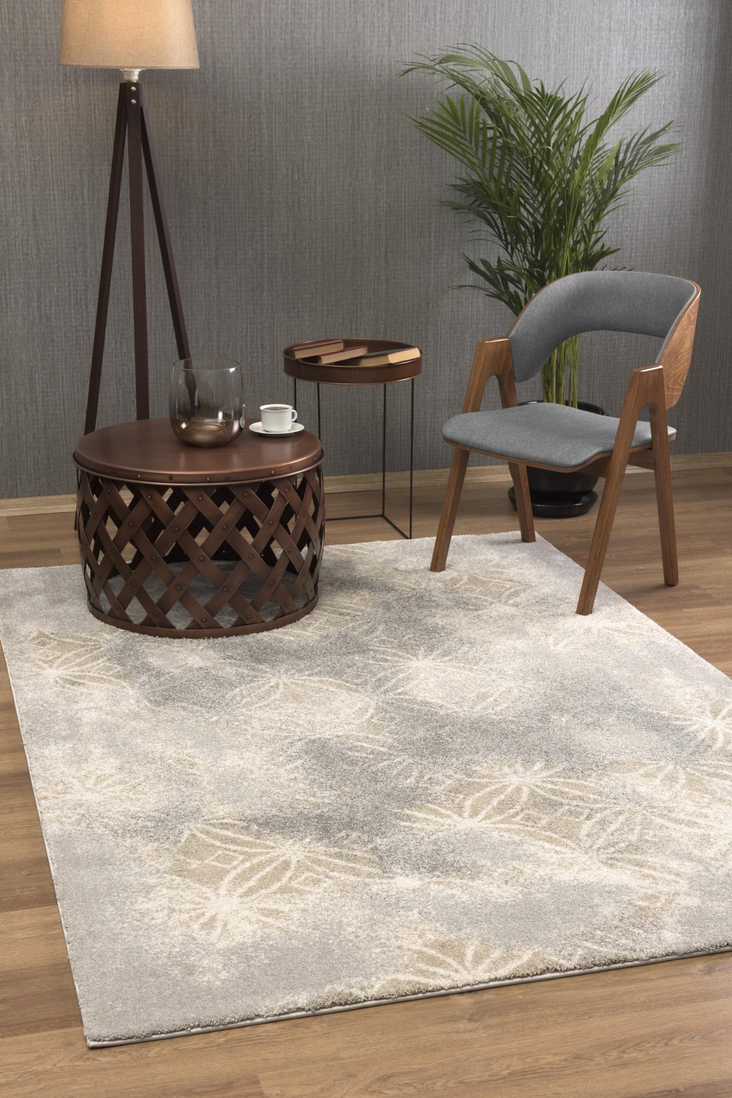 Layla Distressed Lattice Traditional Grey and Brown Indoor Rug
