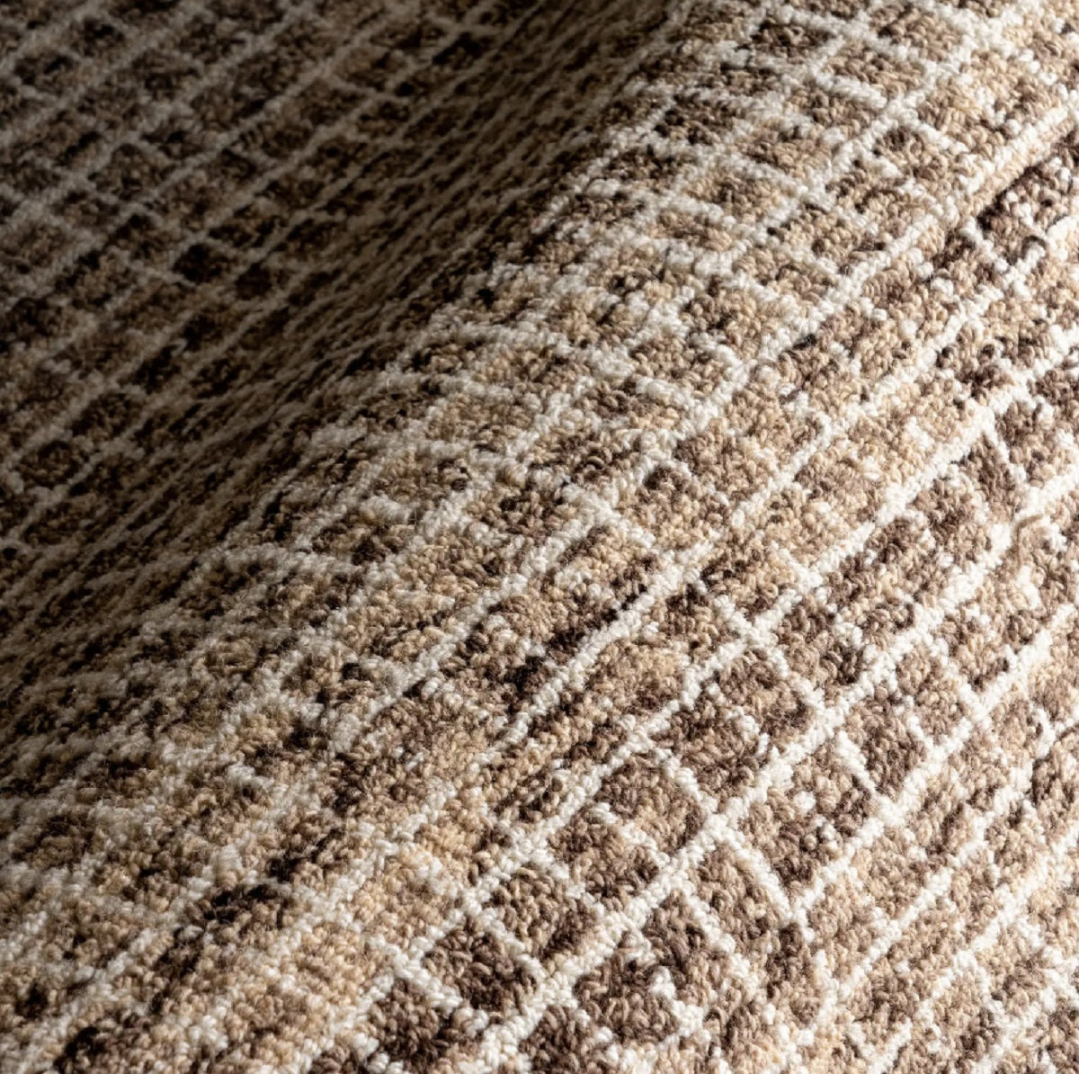 Mojavi Checkered Contemporary Brown and Grey Indoor Rug-16