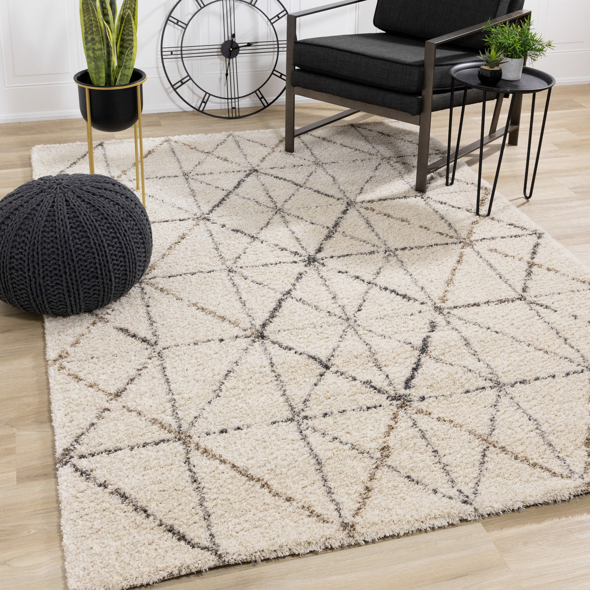 Tapis contemporain tribal du sud-ouest couleur crème