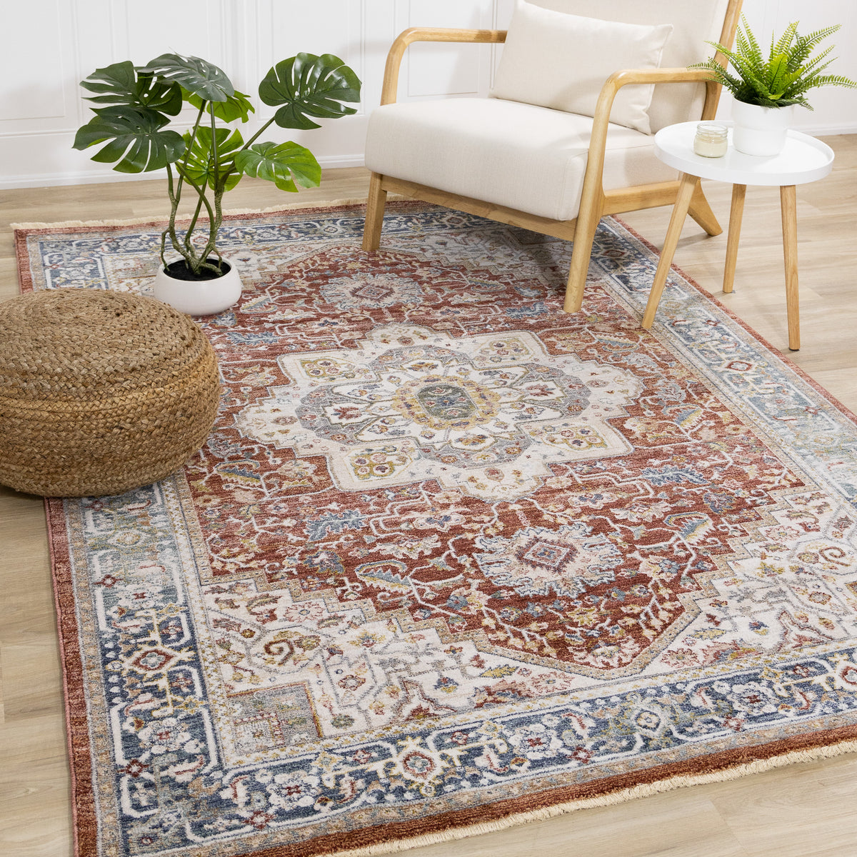 Tapis classique traditionnel à bordure rouge
