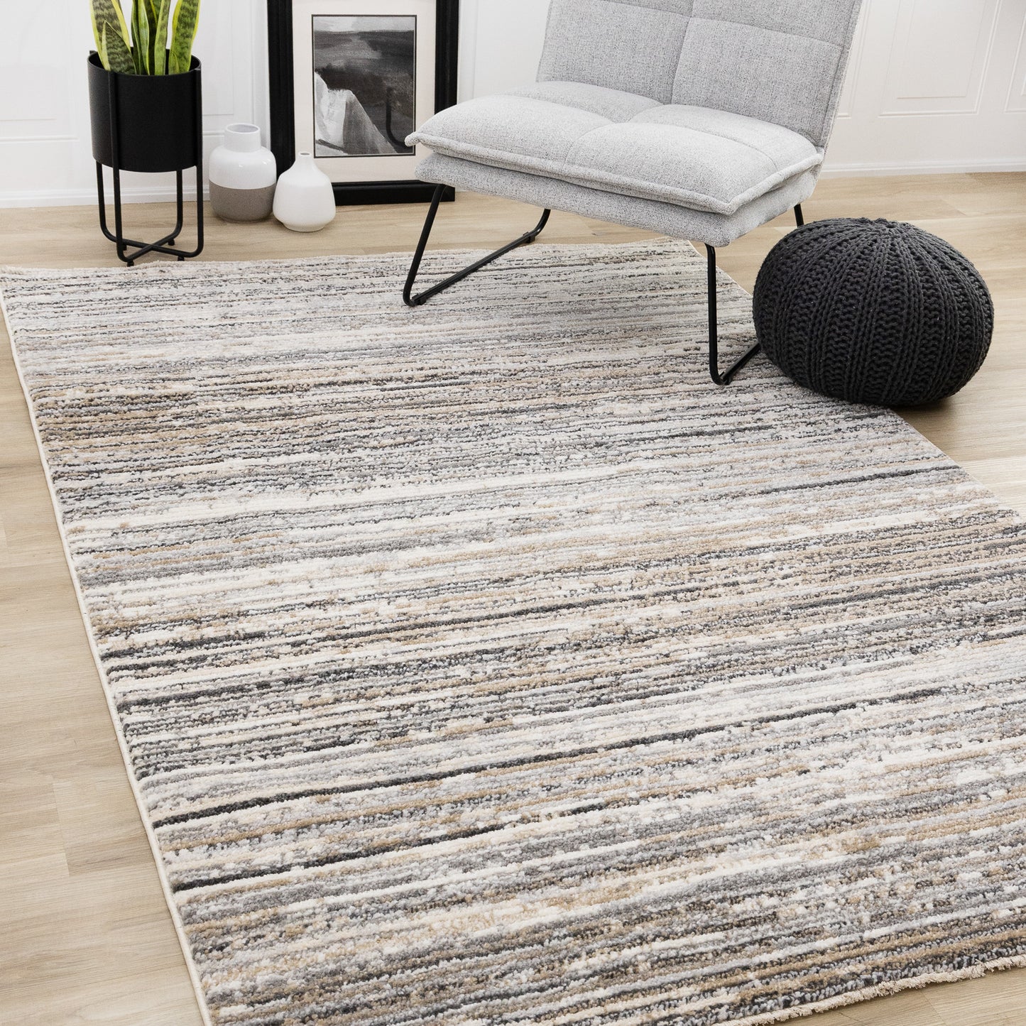 Contemporary Stripes Grey Area Rug