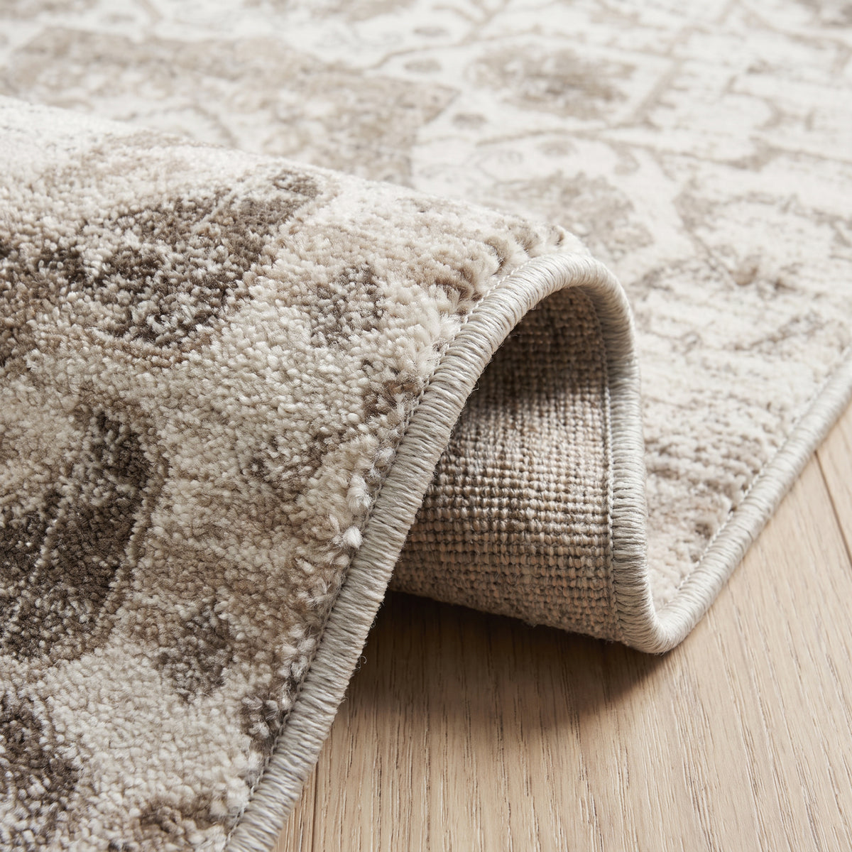 Tala Distressed Contemporary Cream Indoor Rug