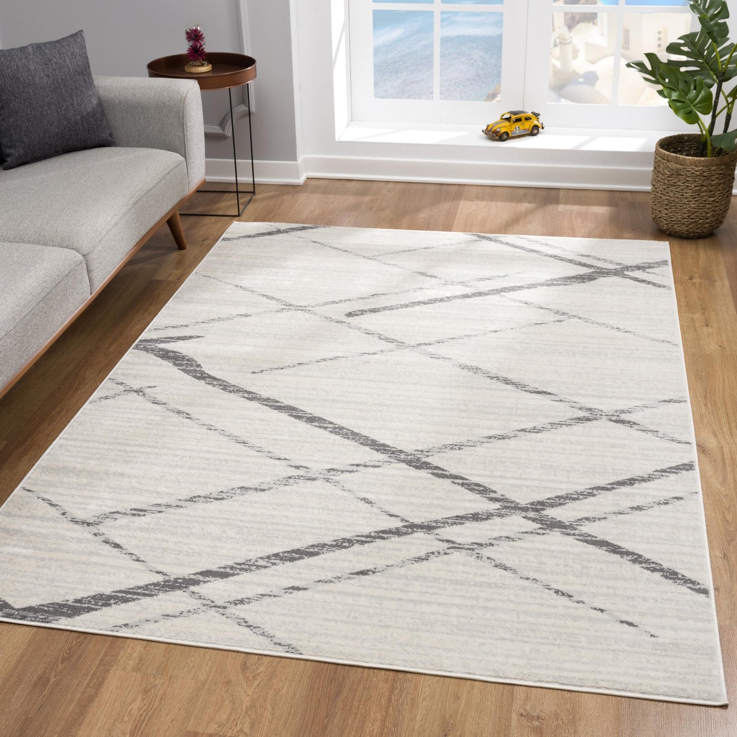Nira Abstract Contemporary Beige and Grey Indoor Rug
