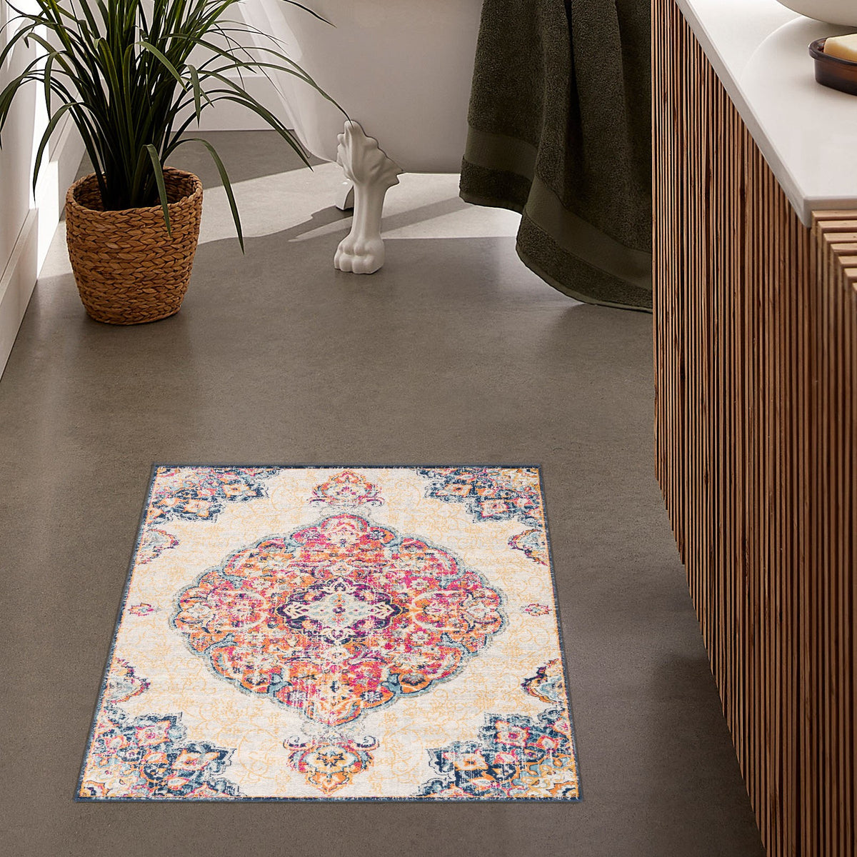 Floria Floral Medallion Traditional Pink and Cream Indoor Rug