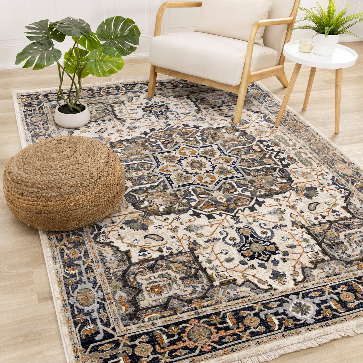 Tapis gris classique traditionnel
