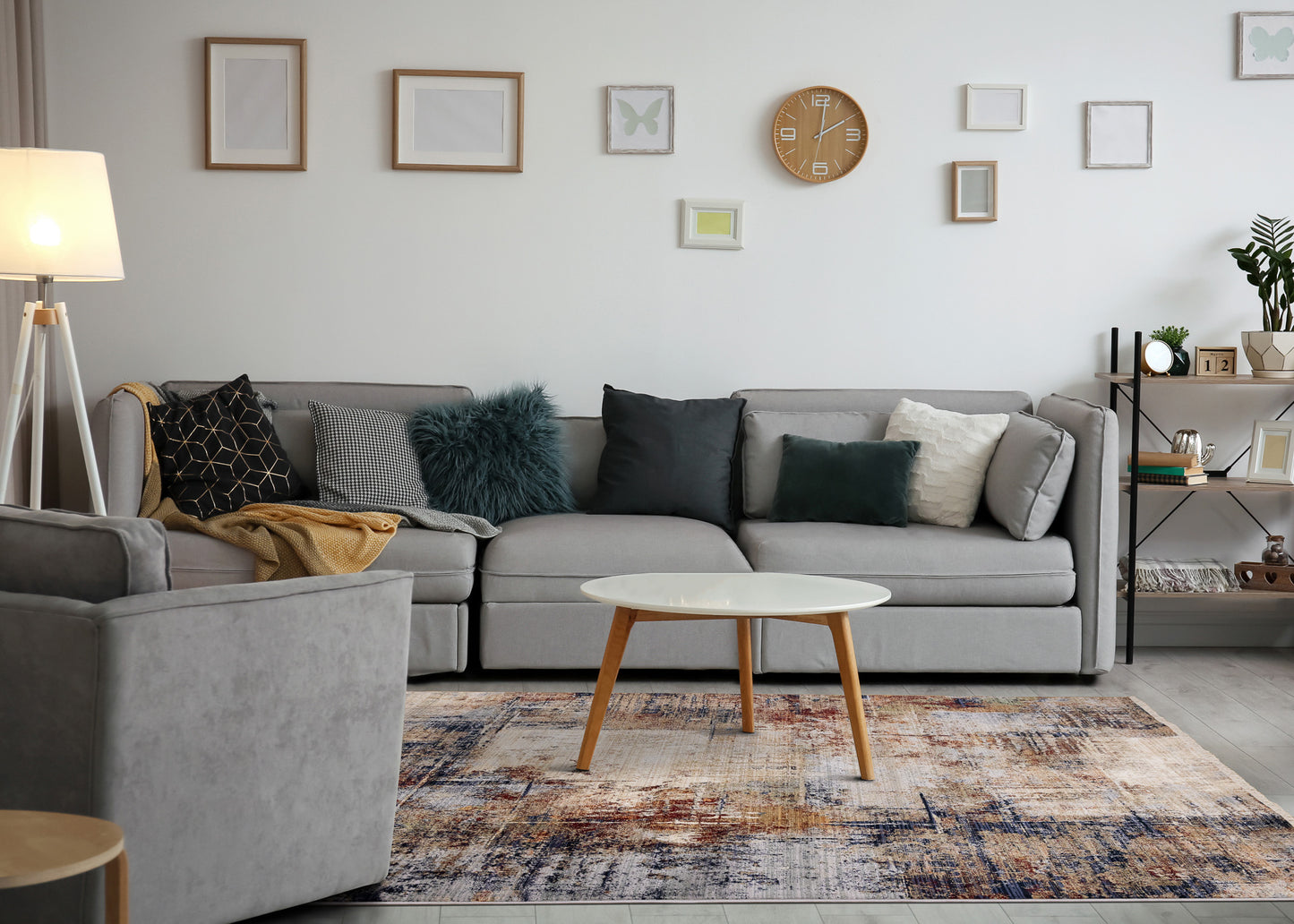 Contemporary Distressed Cream Area Rug