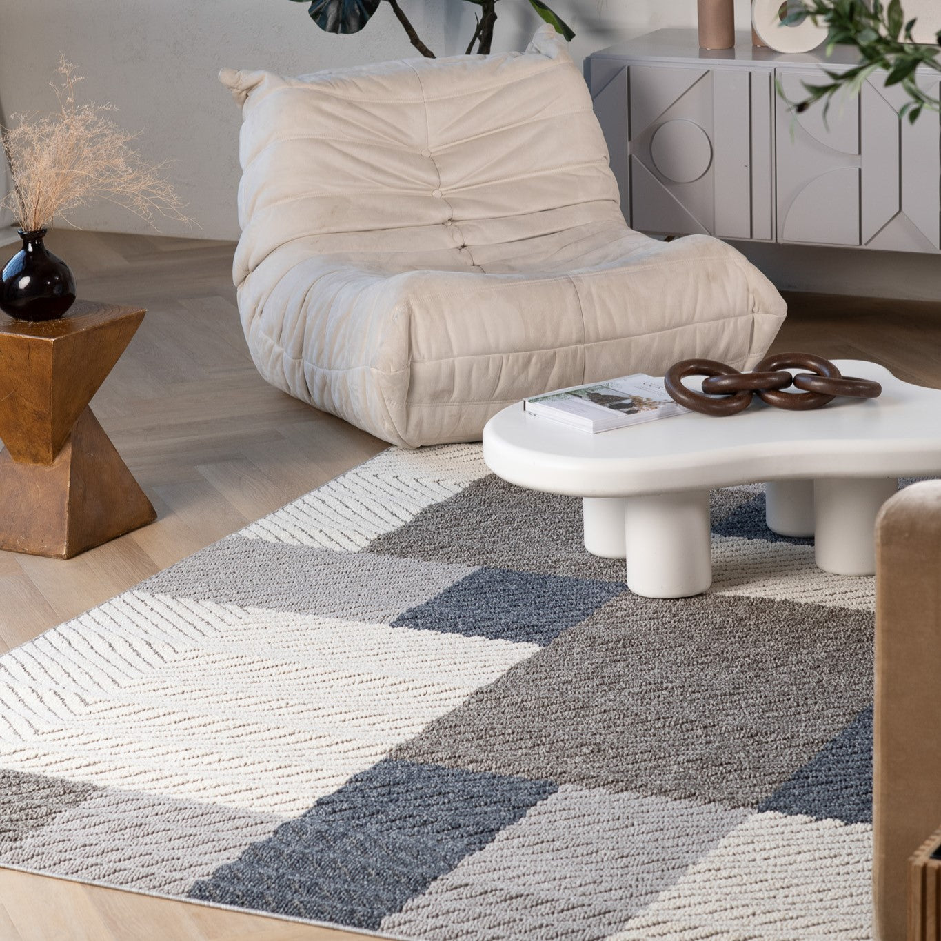 Mandala Patchwork Contemporary Grey and Blue Indoor Rug