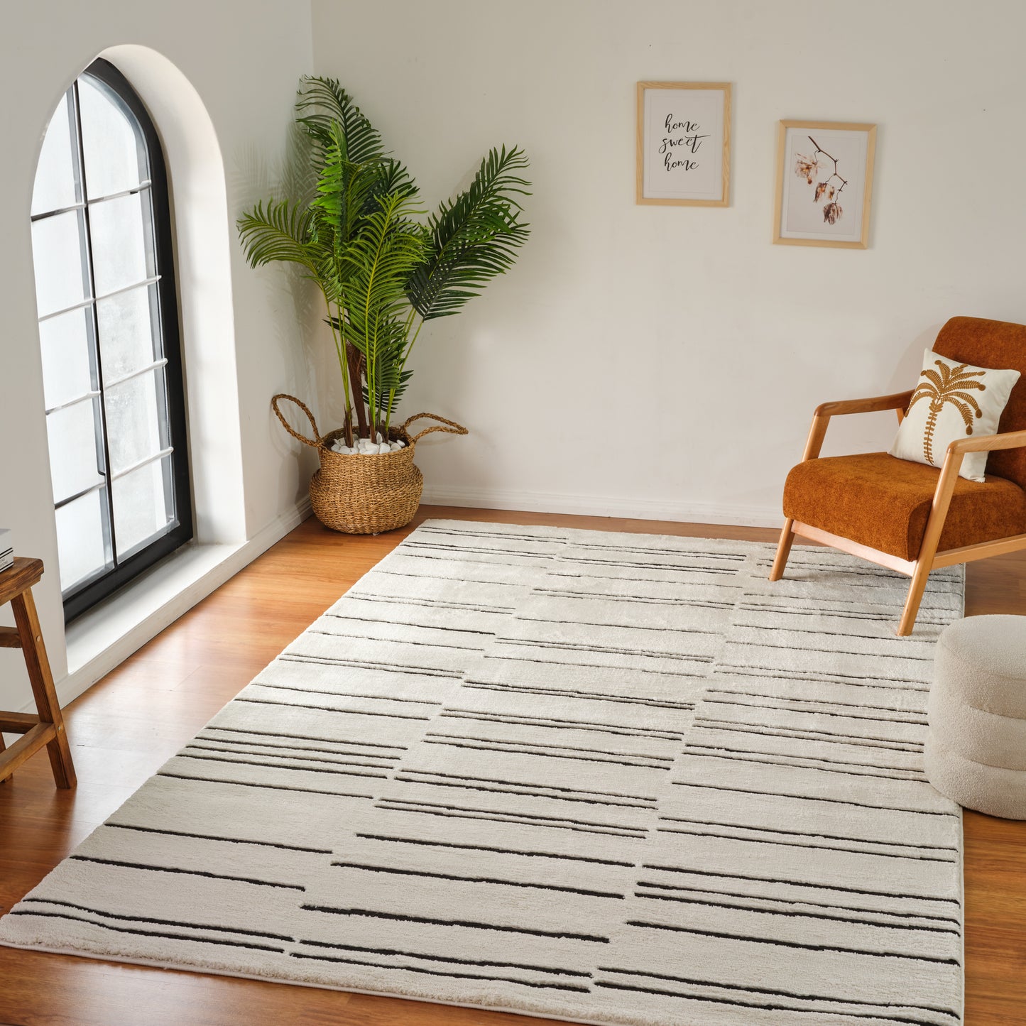 Domus Abstract Modern Cream Black Rug