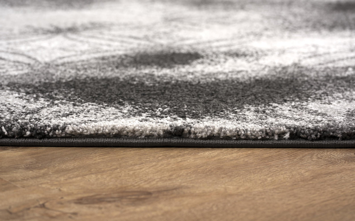 Layla Distressed Lattice Traditional Black and Grey Indoor Rug-6