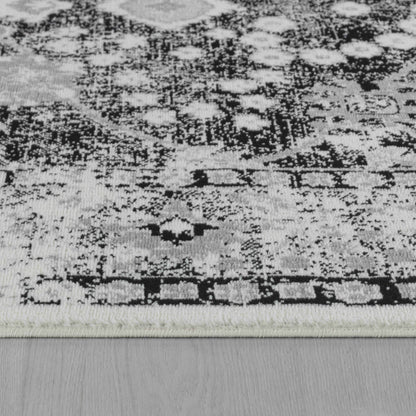 Tapis noir vieilli oriental Sakarya